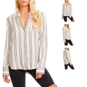 Chaser button down long sleeve white Top Size Medium.